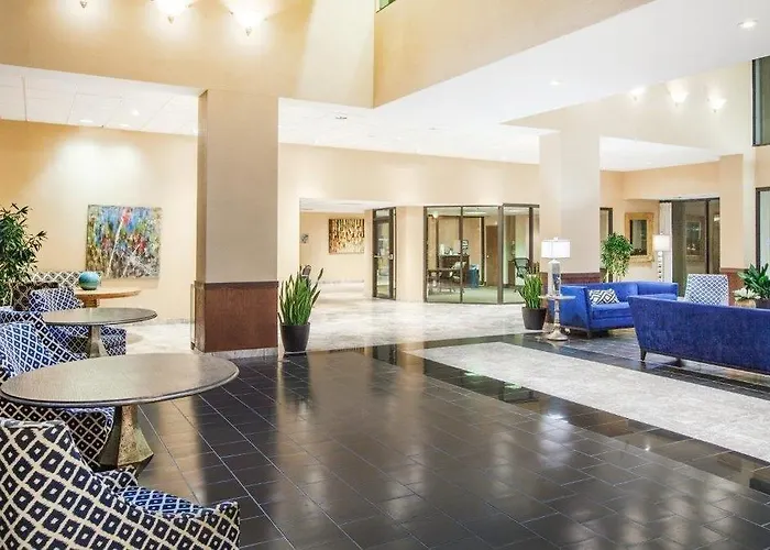Hotel Wyndham 4*