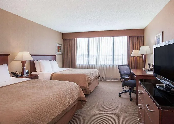 Wyndham Hotel 4*