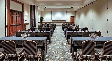 Wyndham Hotel Tulsa