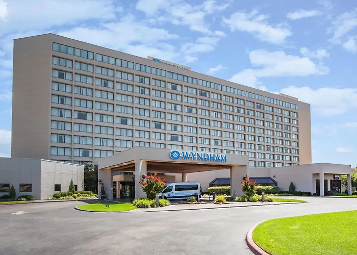 Wyndham Hotel