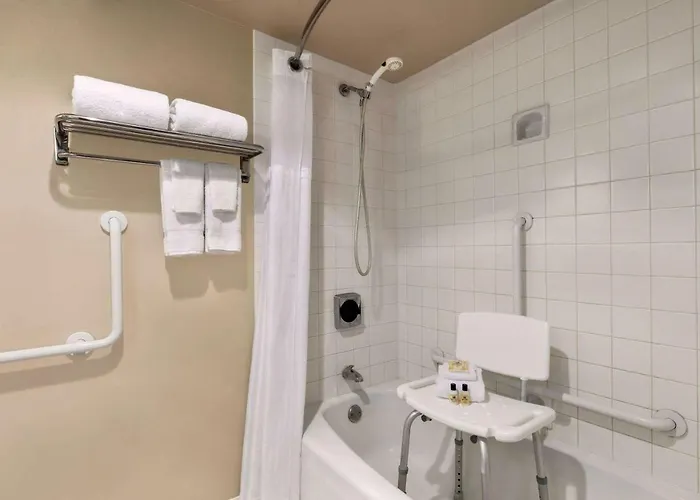 Wyndham 4*