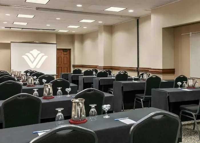 Wyndham Hotel