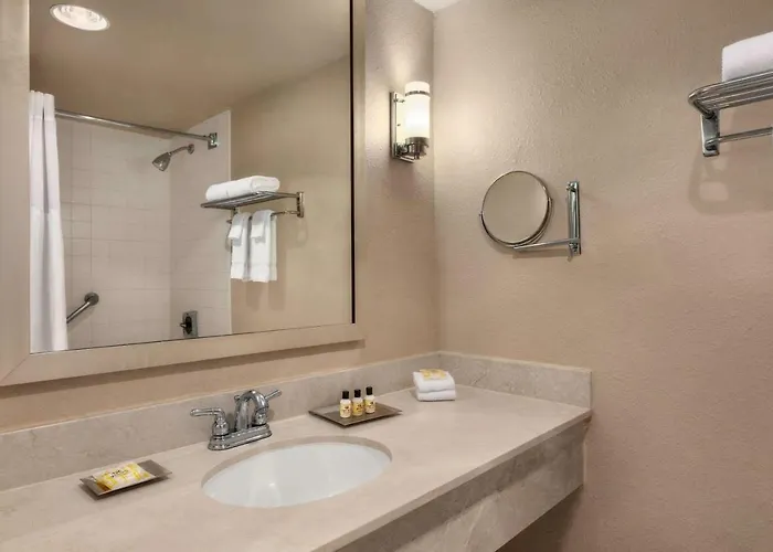 Wyndham Tulsa